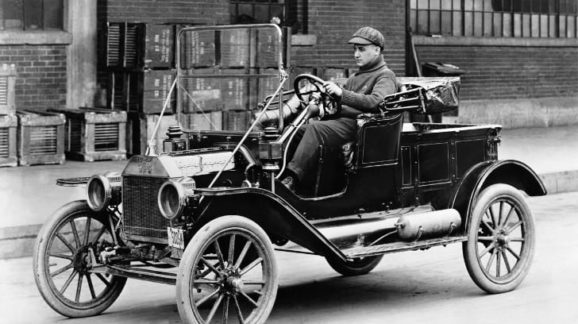 gilmore-car-museum-offers-ford-model-t-driving-classes-73937_1