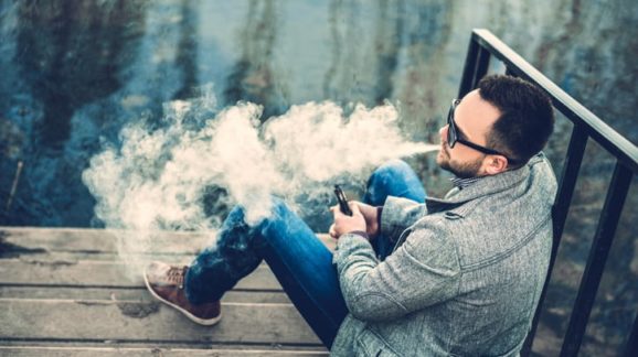 Man vaping GettyImages-584870896