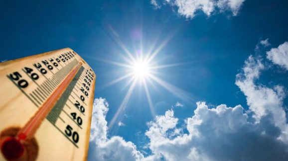 Thermometer GettyImages-824845572