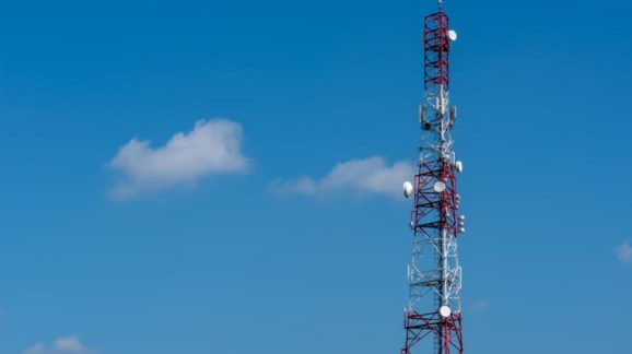 Cell tower GettyImages-1148194083