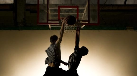 Basketball rebound GettyImages-119187574