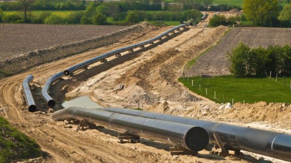 Pipeline segments GettyImages-177522813