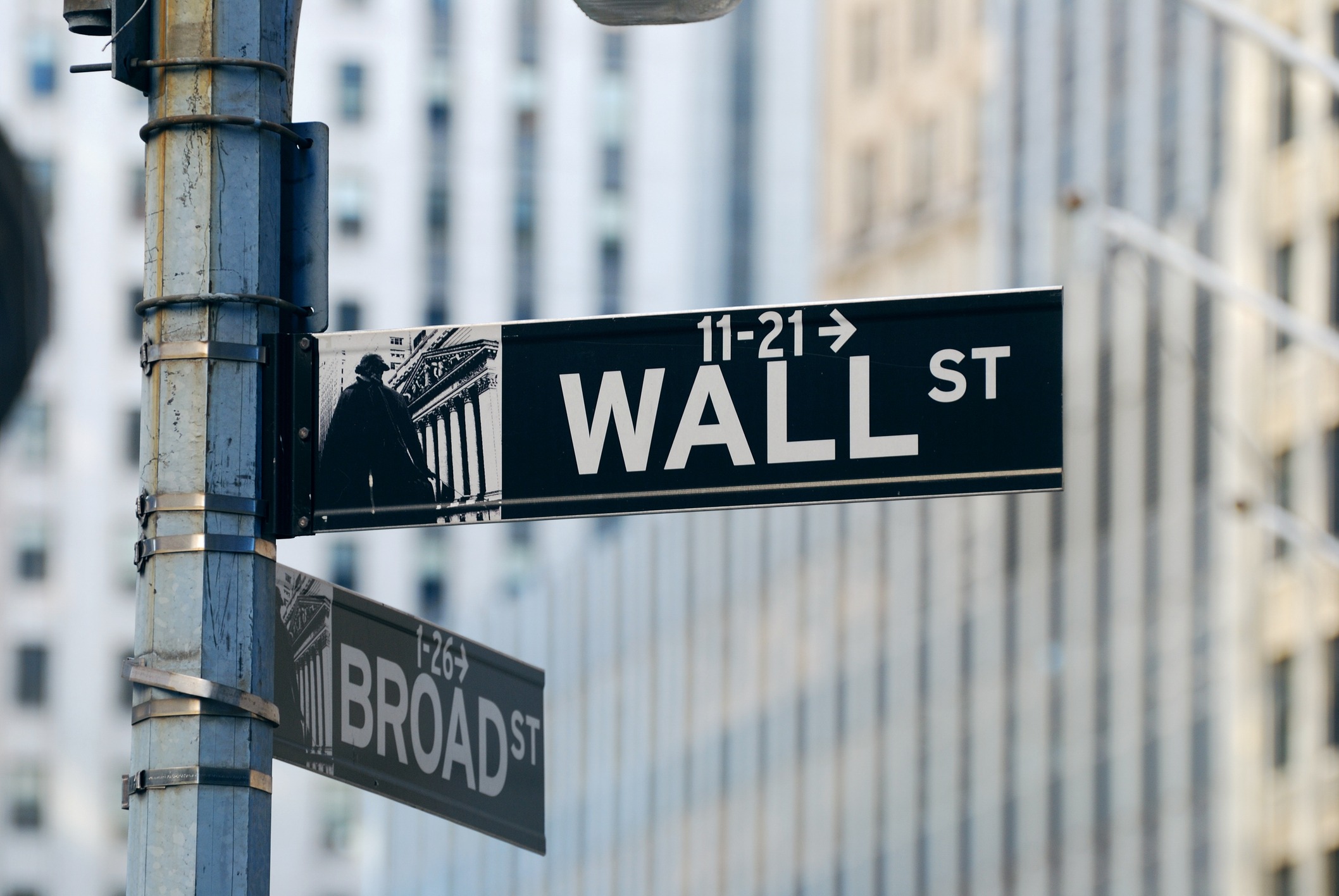 Wall Street doesn't want to come back to the office - Competitive